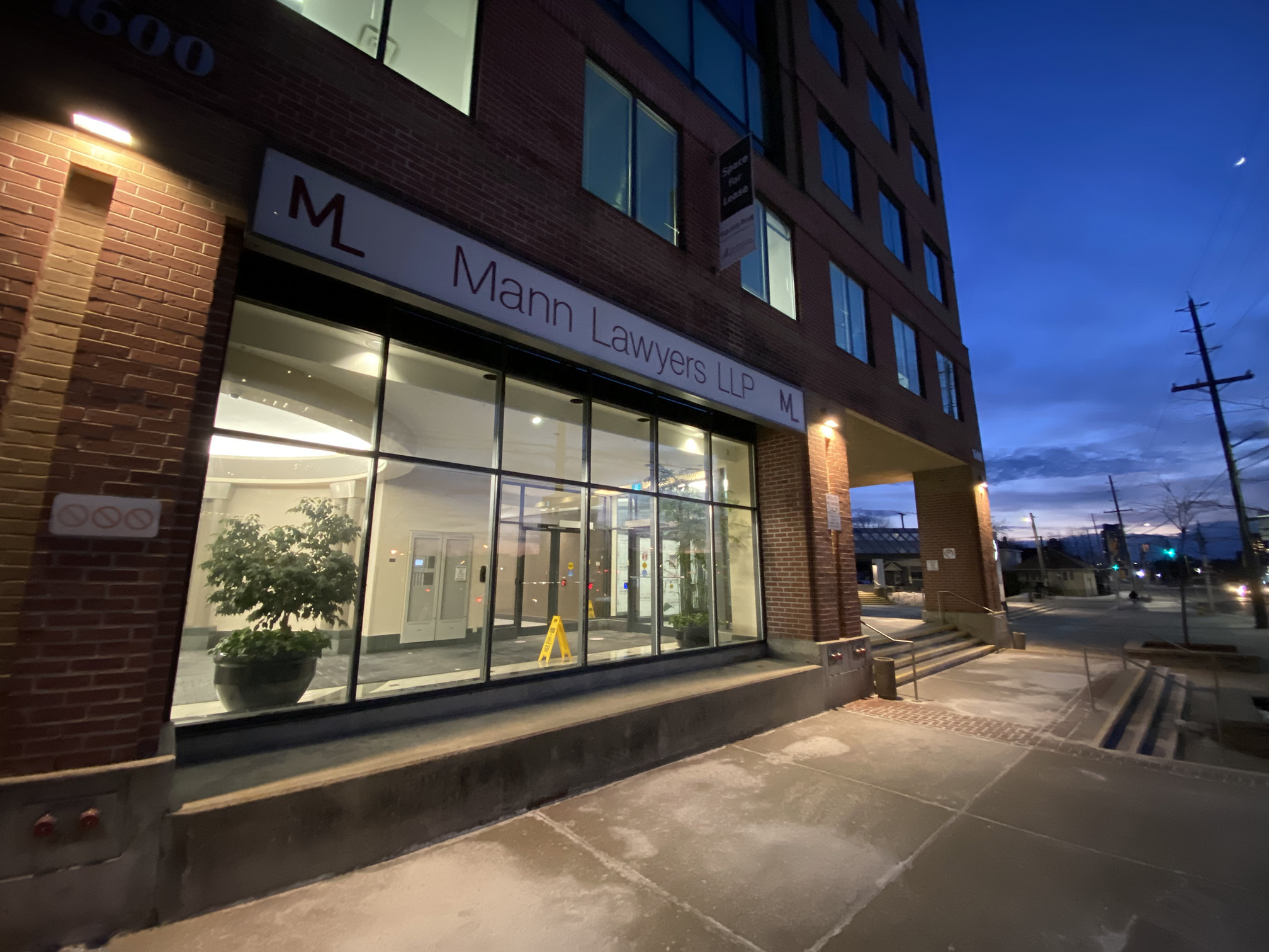 Mann Lawyers LLP •Wellington West BIA